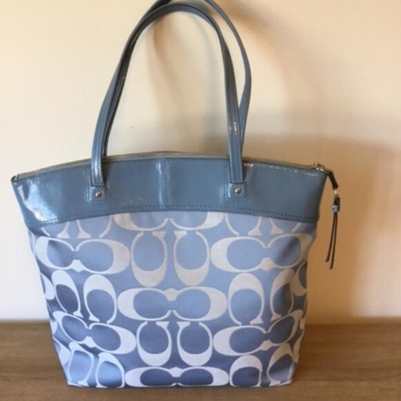 COACH Laura 18335 Large Tote Bag Blue Signature C Canvas and Leather NWOT - Picture 3 of 11